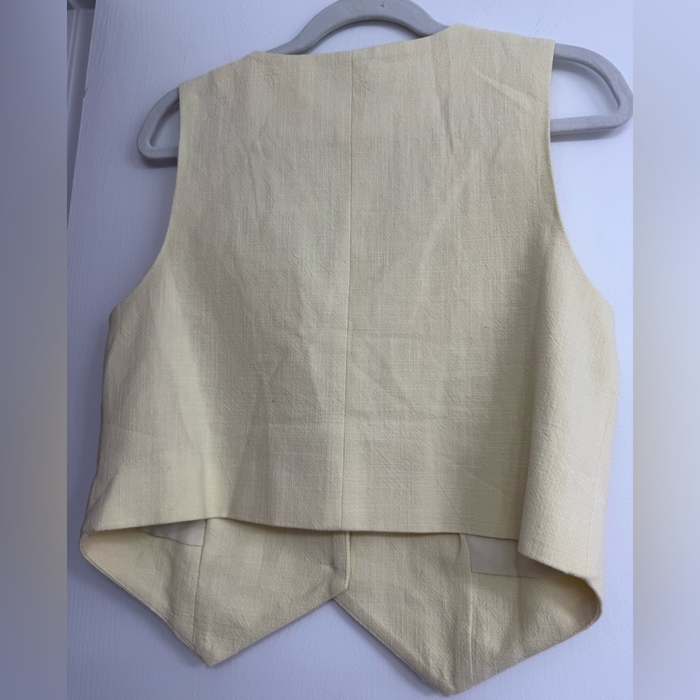 Lioness Leo Vest Top - Picture 4 of 5